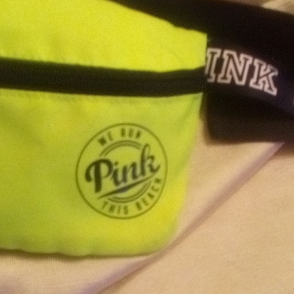 Pink Fanny pac - Picture 2 of 3